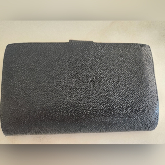 Chanel Black Caviar Continental Wallet With Kiss Lock Coin Purse. - Picture 12 of 14
